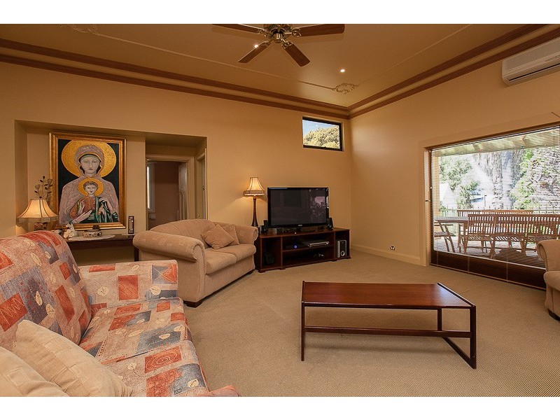 67 Kent Street, Rockingham WA 6168