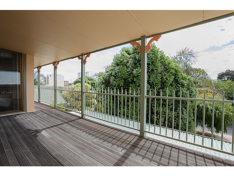 67 Kent Street, Rockingham WA 6168