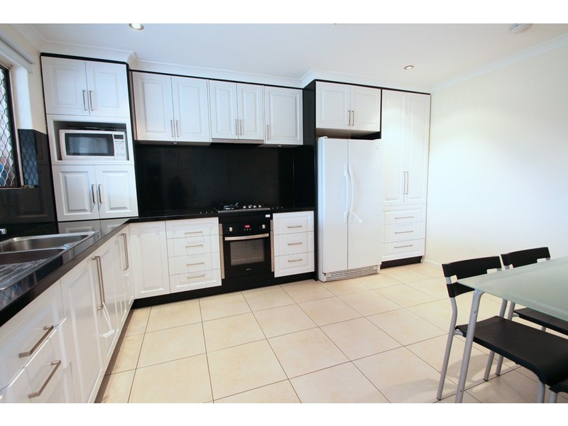 3A Austin Court, Cooloongup WA 6168