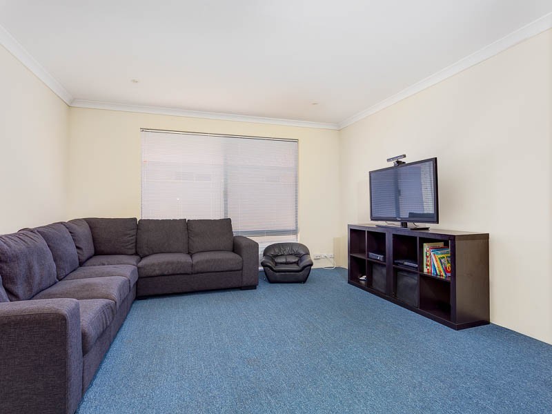 3 Plymouth Way, Waikiki WA 6169