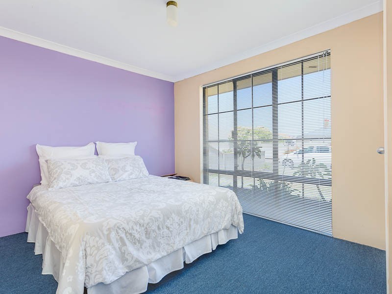 3 Plymouth Way, Waikiki WA 6169