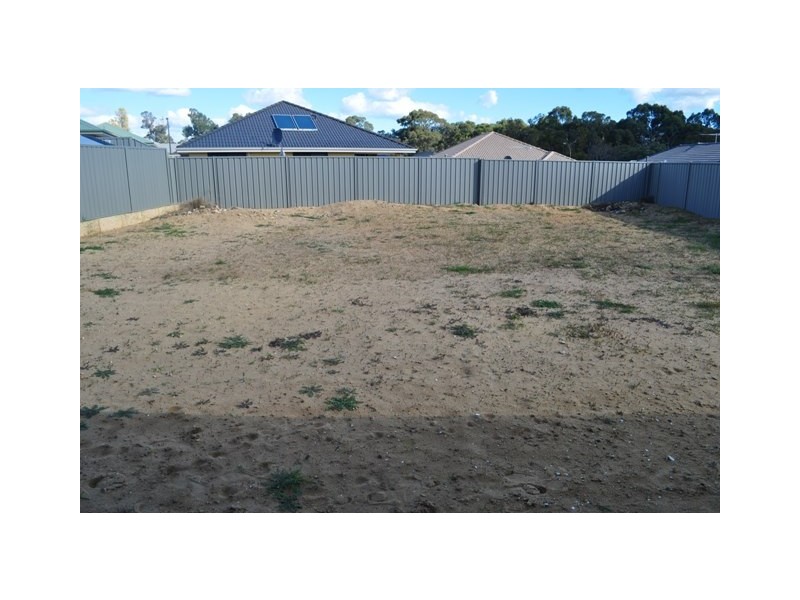 5 Milverton Loop, Leda WA 6170