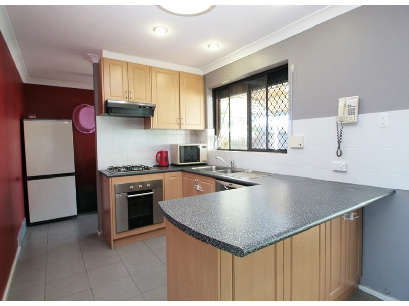 29  Arkwell Ave., Rockingham WA 6168