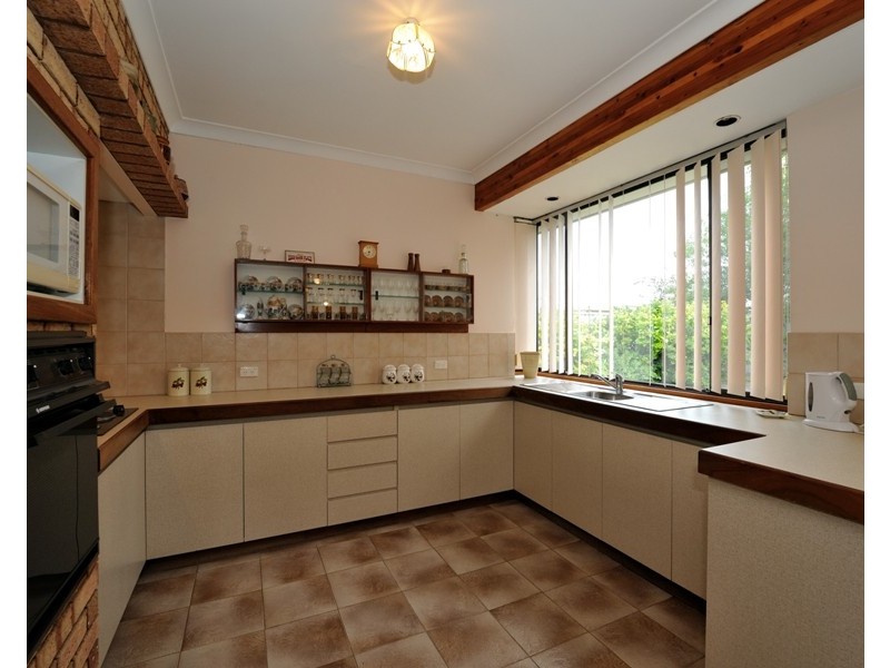 7 Bolivar Ct., Safety Bay WA 6169