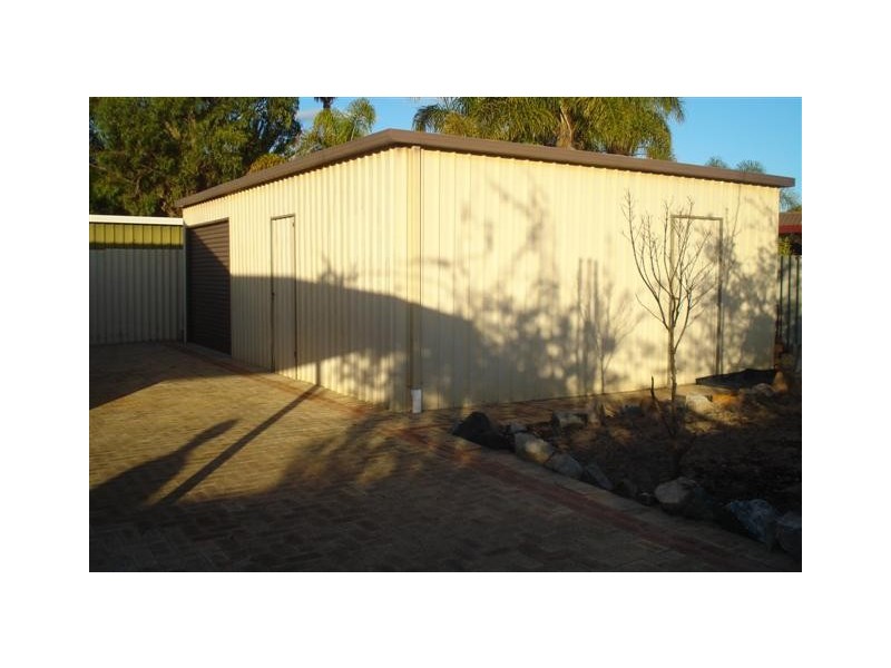 22 Monkton Way, Warnbro WA 6169