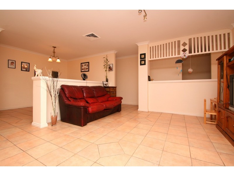 10 Masthead Street, Waikiki WA 6169