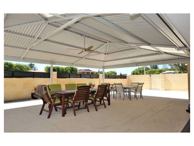 21 Farrington St, Warnbro WA 6169