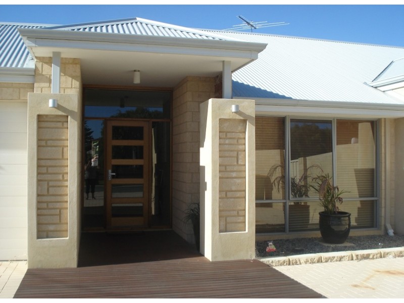 21 Farrington St, Warnbro WA 6169