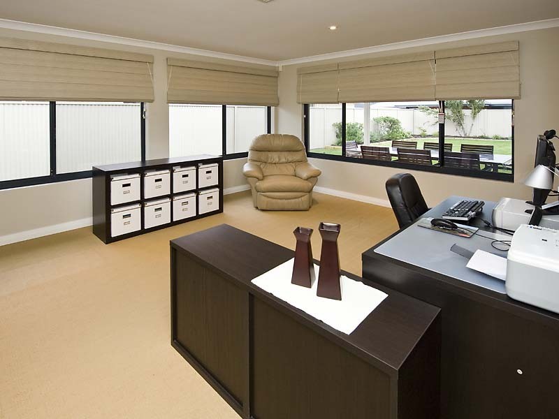 36 Baycliff Turn, Waikiki WA 6169