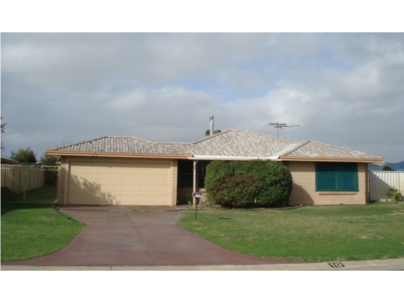 10 Stokes St, Rockingham WA 6168