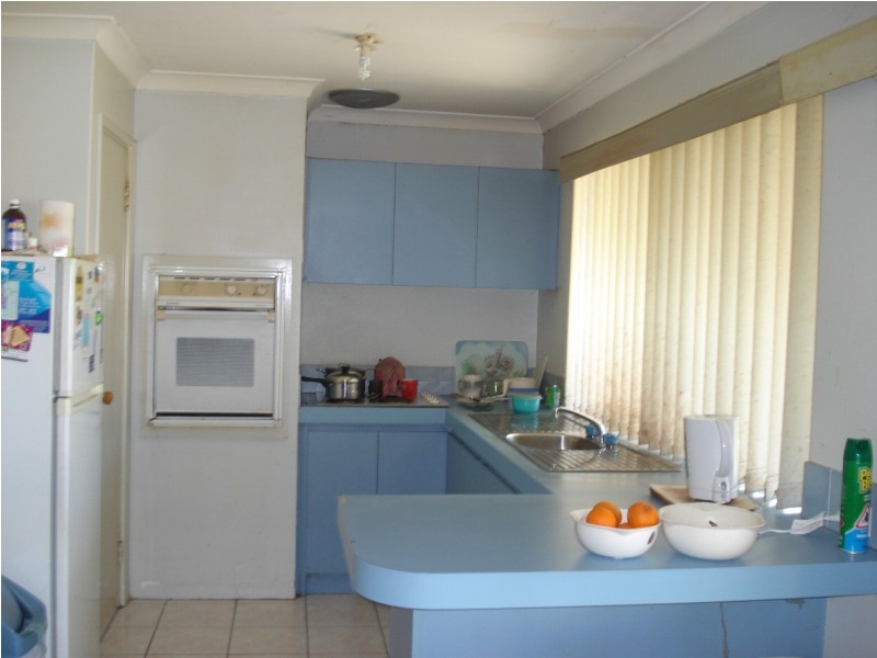 10 Stokes St, Rockingham WA 6168