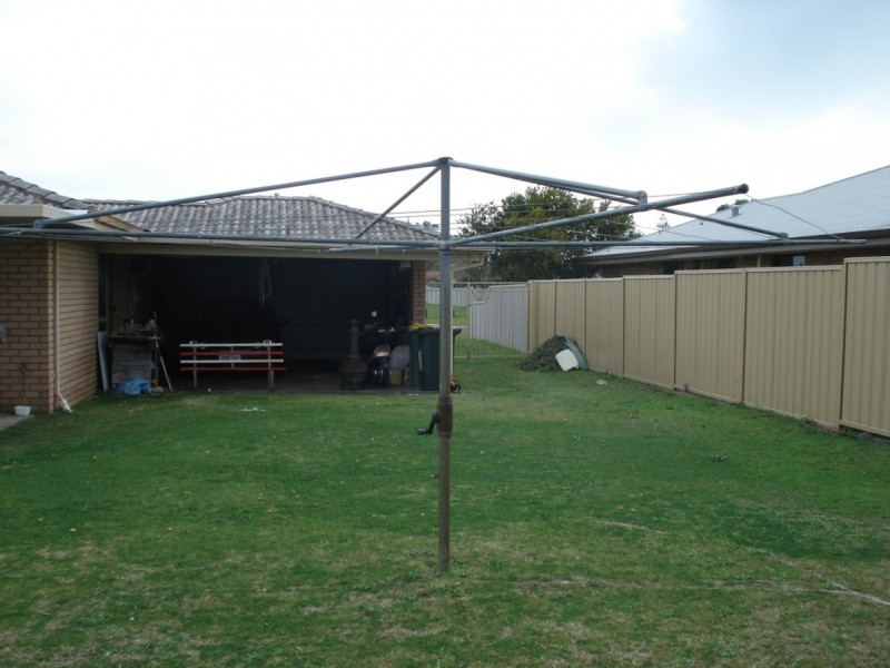 10 Stokes St, Rockingham WA 6168