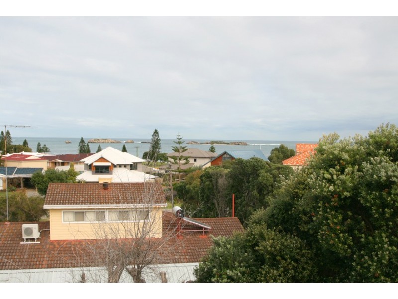 39 Fifth Avenue, Shoalwater WA 6169