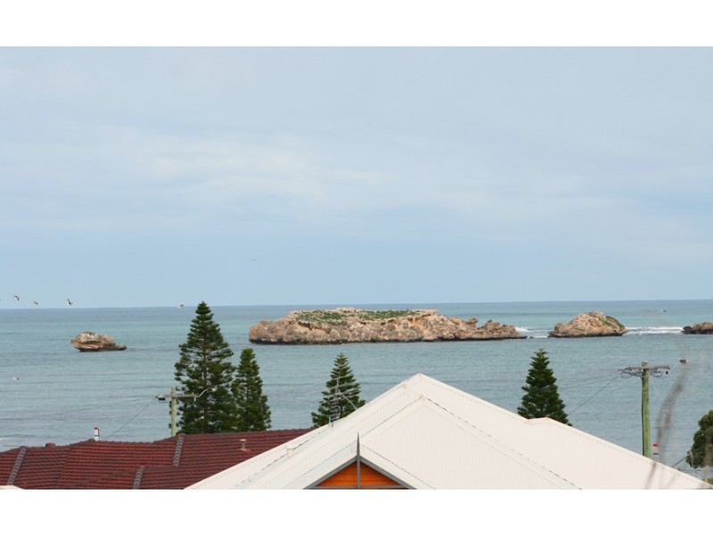 39 Fifth Avenue, Shoalwater WA 6169