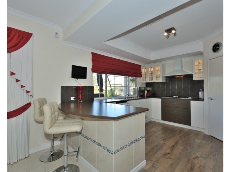 5 LOXLEY PLACE, Baldivis WA 6171