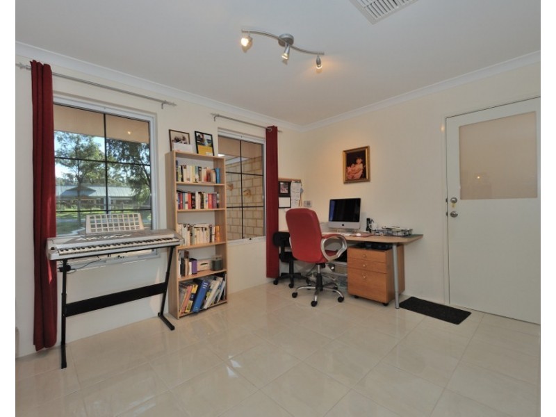 5 LOXLEY PLACE, Baldivis WA 6171