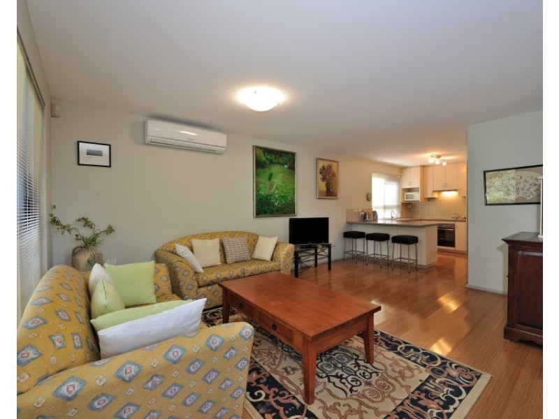 1 / 8  LEONORA STREET, Como WA 6152