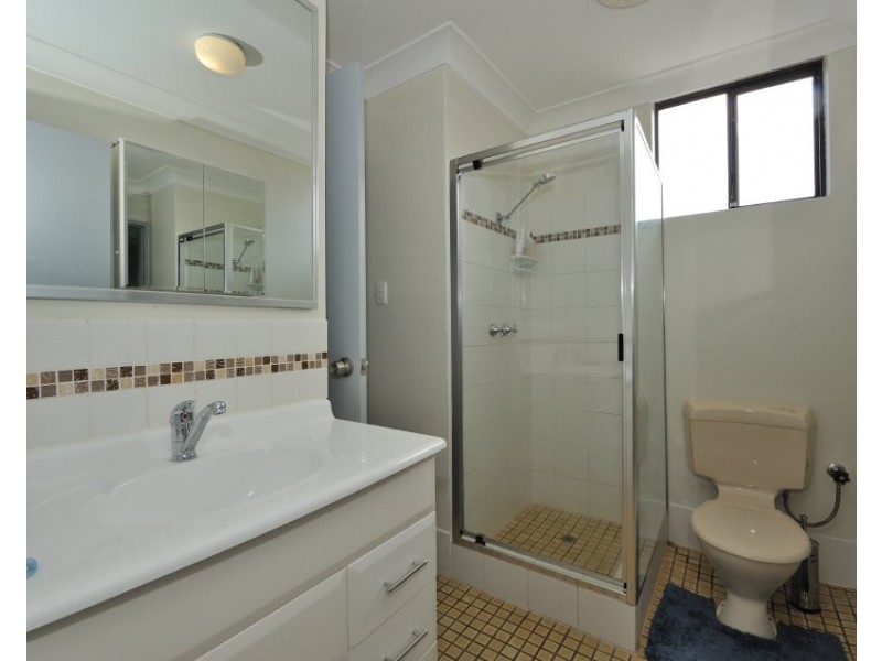 1 / 8  LEONORA STREET, Como WA 6152