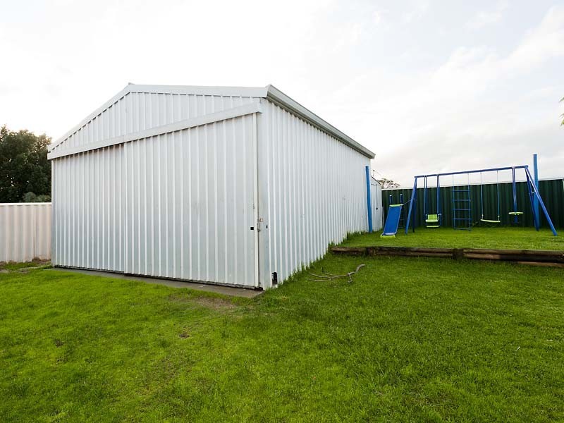 18 Strathalbyn Way, Gingin WA 6503