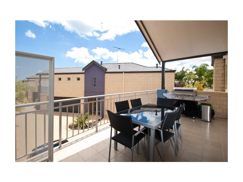 6/191 Rockingham Beach Road, Rockingham WA 6168