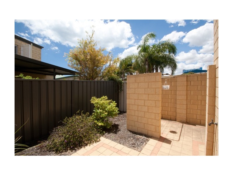 6/191 Rockingham Beach Road, Rockingham WA 6168