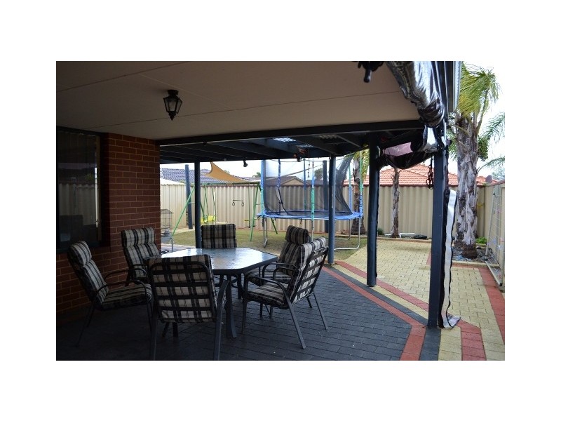 28 Benbecula Loop, Port Kennedy WA 6172