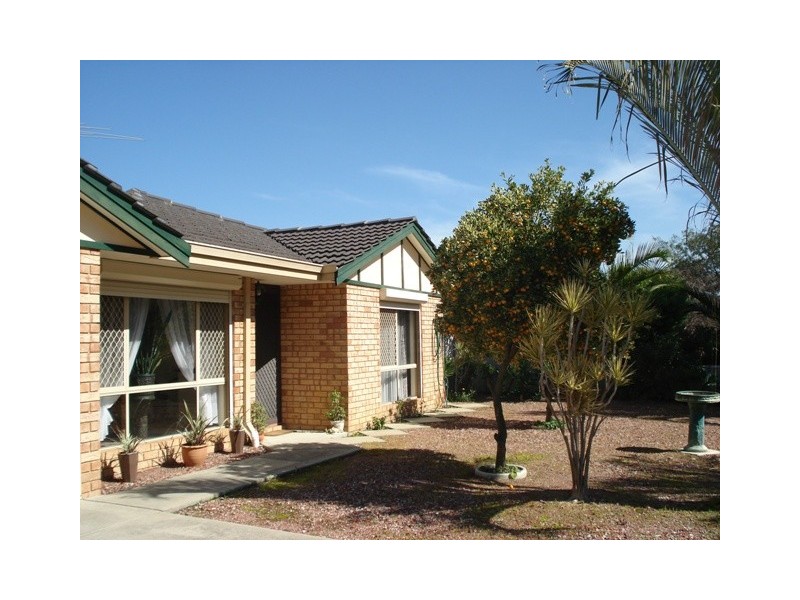 20 Tuart Ridge, Parmelia WA 6167