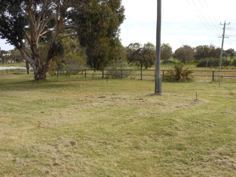 466  Karnup Road, Hopeland WA 6125