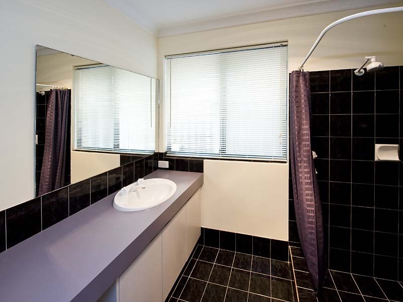 6 Salmon Crescent, Warnbro WA 6169