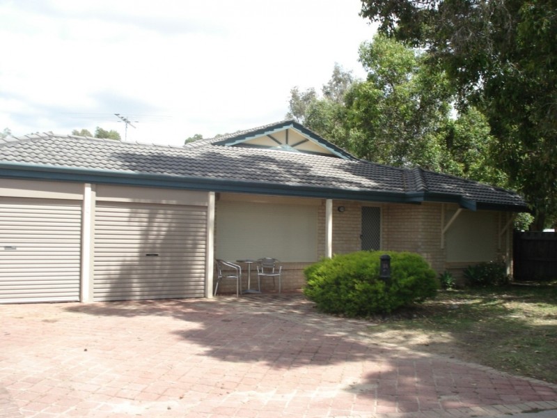 18 Chungking Gve, Stratton WA 6056