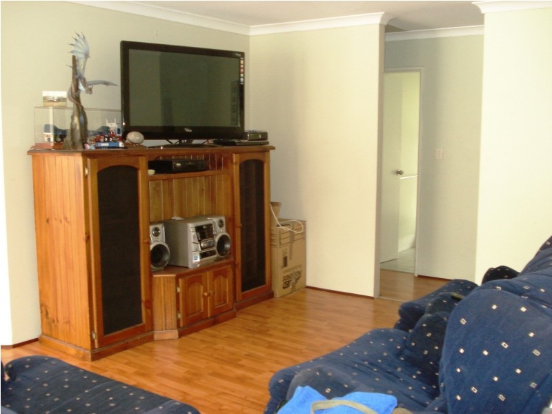 18 Chungking Gve, Stratton WA 6056