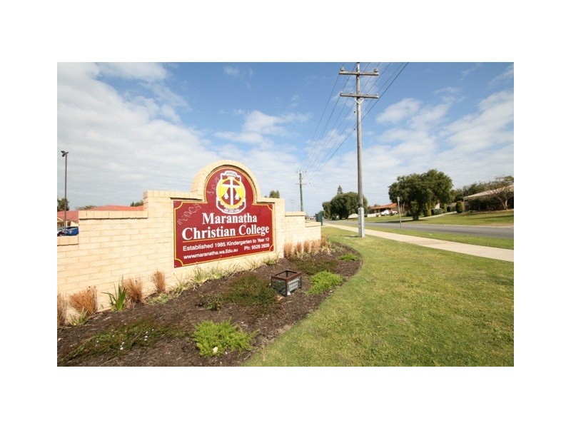 8 Narooma Close, Waikiki WA 6169