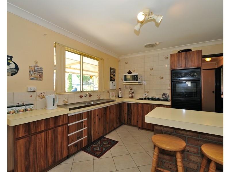 4 Tulley Court, Rockingham WA 6168