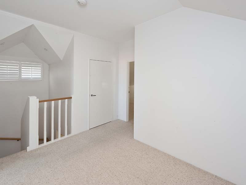 19 Chinchilla Parkway, Port Kennedy WA 6172