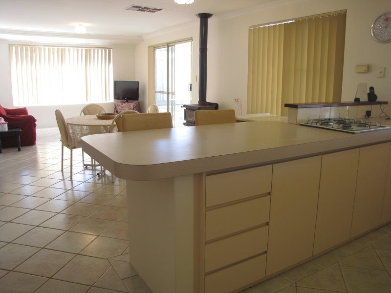 23 Harding Close, Waikiki WA 6169