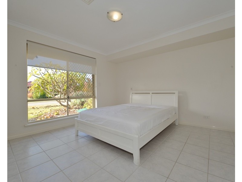 27 Keel Cove, Waikiki WA 6169