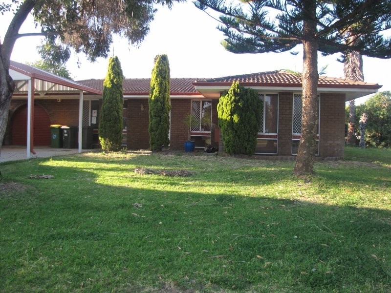 82 KURRAJONG ROAD, Safety Bay WA 6169