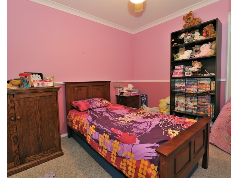 39 Orleans Dve, Port Kennedy WA 6172