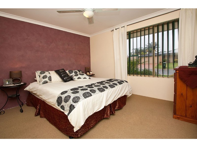 7 Roscommon Crescent, Orelia WA 6167