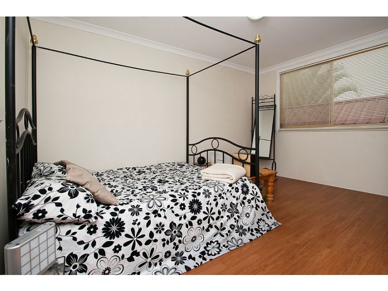 7 Roscommon Crescent, Orelia WA 6167