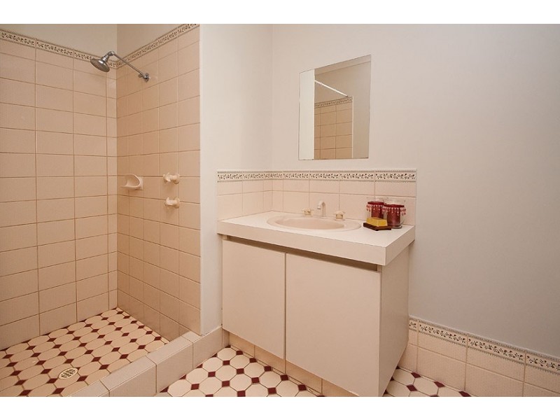 7 Roscommon Crescent, Orelia WA 6167
