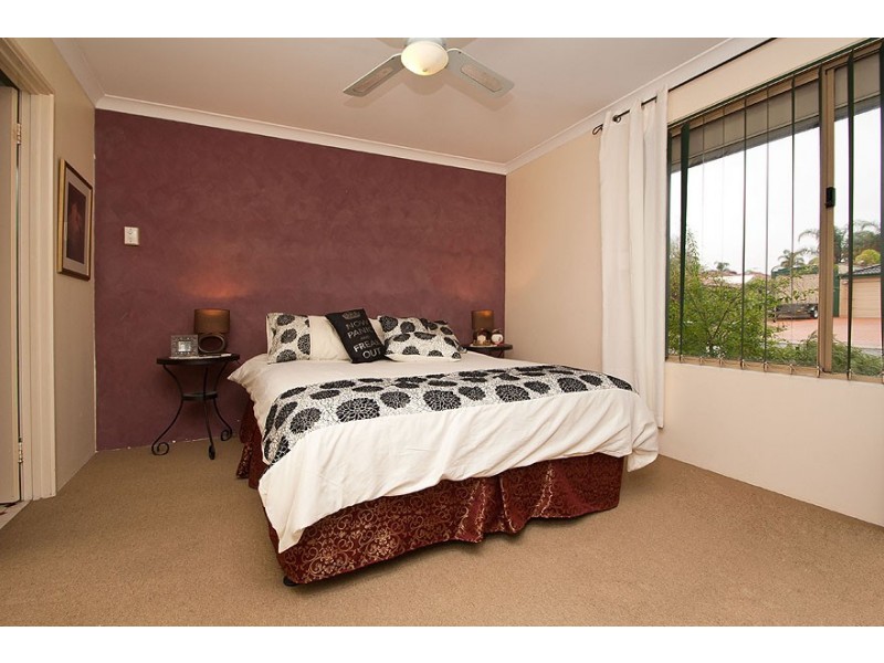 7 Roscommon Crescent, Orelia WA 6167