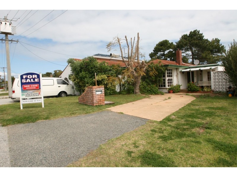 3 Delphinus Pl, Rockingham WA 6168
