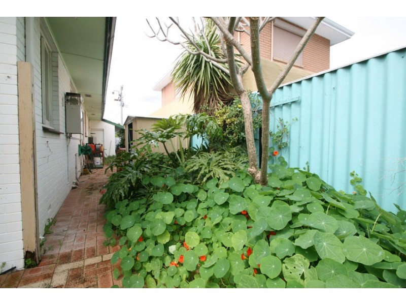 3 Delphinus Pl, Rockingham WA 6168