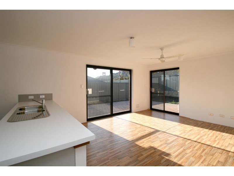 2 Chertsey Way, Wellard WA 6170
