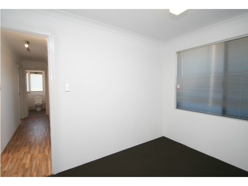 2 Chertsey Way, Wellard WA 6170