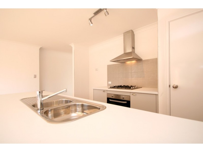 2 Chertsey Way, Wellard WA 6170