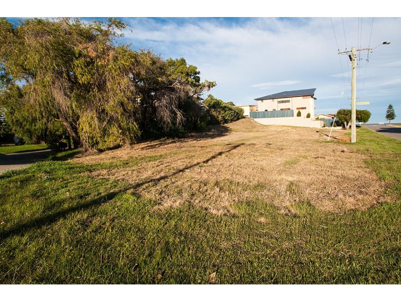 3 Coventry Road, Shoalwater WA 6169