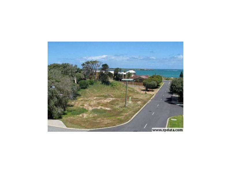 3 Coventry Road, Shoalwater WA 6169