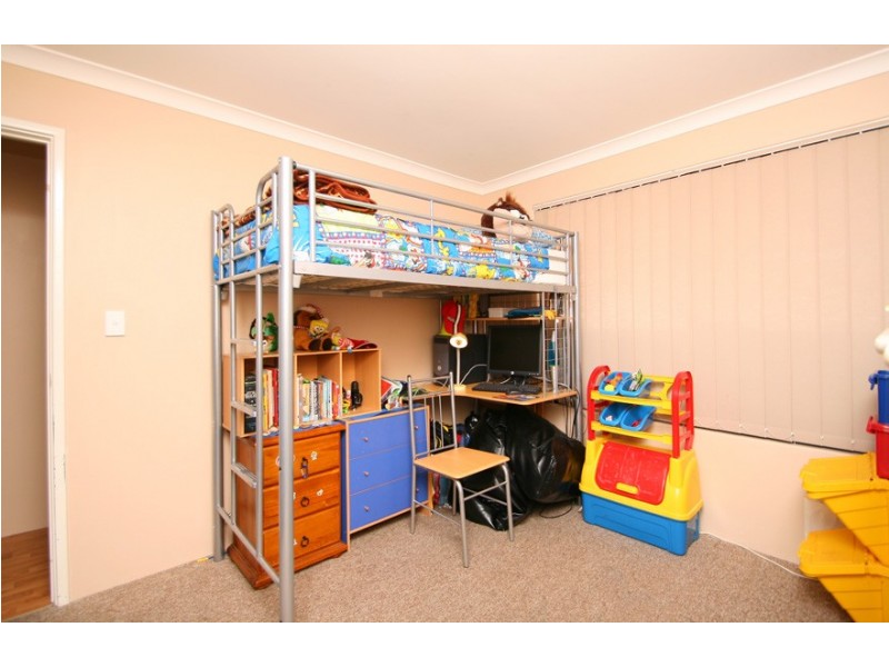 11 Eva Lynch Way, Warnbro WA 6169